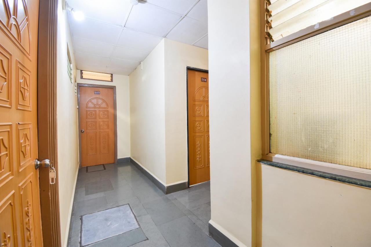 Oyo 63264 Hotel Shamiana Pandharpur Buitenkant foto